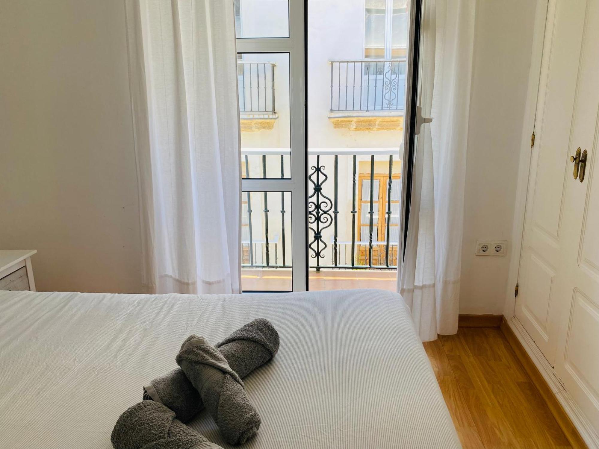 Atico Cadiz Centro Apartment Exterior photo